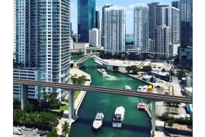 185 SW 7th St APT 2105, Miami, FL 33130, Sold 11/30/22