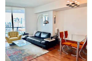 185 SW 7th St APT 2105, Miami, FL 33130, Sold 11/30/22