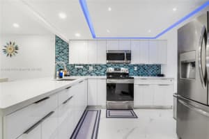 230 NW 107th Ave APT 105, Miami, FL 33172, Sold 01/11/23