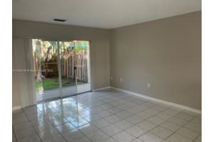 120 NW 114th Ave, Miami, FL 33172, Sold 01/13/23