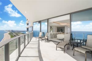 15701 Collins Ave #2702, North Miami Beach, FL 33160, Sold 12/07/22