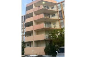1750 W 46th St, Hialeah, FL 33012, Sold 11/28/22