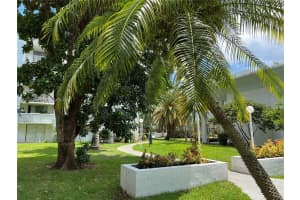 484 NW 165th St APT A414, Miami, FL 33169, Sold 11/21/22