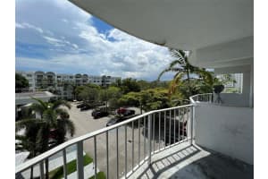 484 NW 165th St APT A414, Miami, FL 33169, Sold 11/21/22