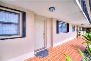 490 W Park Dr, Miami, FL 33172, Sold 01/31/23