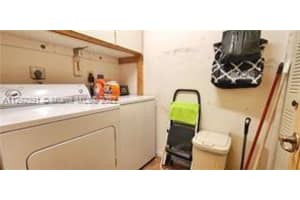 7422 SW 105th Pl, Miami, FL 33173, Sold 03/17/23