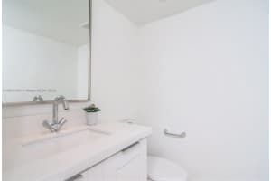 3301 N Country Club Dr APT 410, Aventura, FL 33180, Sold 01/12/23