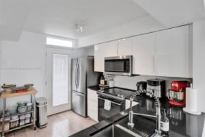 1045 10th St APT 801, Miami Beach, FL 33139, Sold 01/09/23