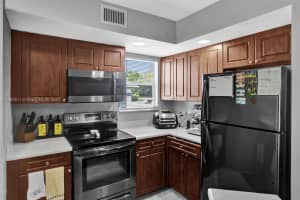 1401 Village Blvd #318, West Palm Beach, FL 33409, Sold 12/08/22