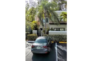 10410 SW 154th Ct Apt 8, Miami, FL 33196, Sold 12/30/22