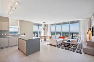 4010 N Ocean Dr, Hollywood, FL 33019, Sold 01/04/23