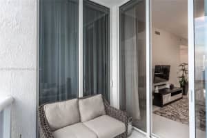 15901 Collins Ave, Sunny Isles Beach, FL 33160, Sold 05/03/23