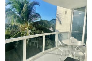 Trump Royale, 18201 Collins Ave, Sunny Isles Beach, FL 33160, Sold 03/27/23