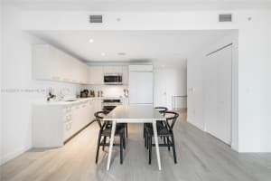 45 SW 9th St Apt 1602, Miami, FL 33130, Sold 01/09/23