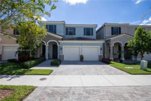818 NE 191st St, Miami, FL 33179, Sold 04/13/23