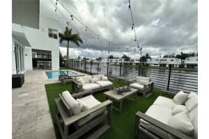 10264 NW 75th Terrace, Doral, FL 33178, Sold 09/09/23