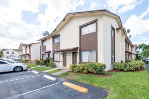 6627 Winfield Blvd, Margate, FL 33063, Sold 12/06/22