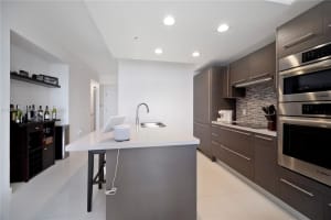 7825 NW 107th Ave Apt 318, Doral, FL 33178, Sold 06/07/23