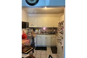 8950 NE 8th Ave APT 303, Miami, FL 33138, Sold 02/07/23