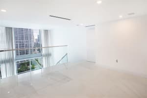 200 Biscayne Blvd Way APT 1406, Miami, FL 33131, Sold 02/10/23