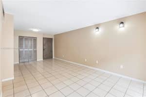 8889 Fontainebleau Blvd APT 204, Miami, FL 33172, Sold 12/13/22