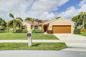1539 SW 99th Terrace, Davie, FL 33324, Sold 02/09/23