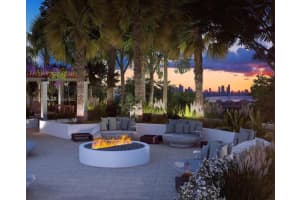 300 South Pointe Dr APT 809, Miami Beach, FL 33139, Sold 05/12/23
