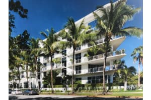2001 Meridian Ave, Miami Beach, FL 33139, Sold 02/14/23