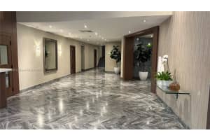 5401 Collins Ave APT 128, Miami Beach, FL 33140, Sold 11/14/22