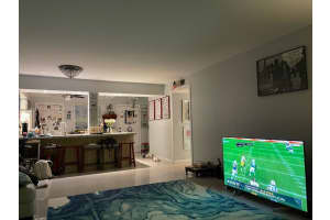 301 NE 14th Ave, Hallandale Beach, FL 33009, Sold 11/28/22