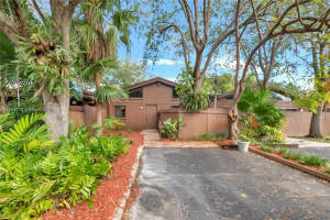 11263 SW 112th Cir Ln E, Miami, FL 33176, Sold 12/08/22