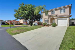 8795 SW 214th Terrace, Cutler Bay, FL 33189, Sold 11/16/22
