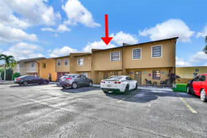 3849 SW 99th Ave APT 3, Miami, FL 33165, Sold 12/05/22