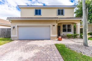 657 SE 31st Ave, Homestead, FL 33033, Sold 02/23/23