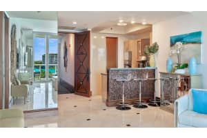 100 South Pointe Dr APT 702, Miami Beach, FL 33139, Sold 01/05/23
