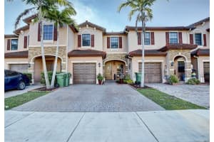 342 NE 37th Ave, Homestead, FL 33033, Sold 12/13/22