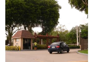 8065 SW 107th Ave APT 324, Miami, FL 33173, Sold 12/21/22