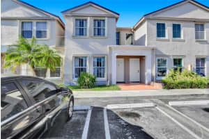 9187 Fontainebleau Blvd #403, Miami, FL 33172, Sold 02/17/23