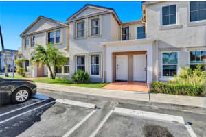 9187 Fontainebleau Blvd #403, Miami, FL 33172, Sold 02/17/23