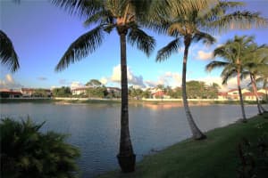 2711 San Remo Cir, Homestead, FL 33035, Sold 12/06/22