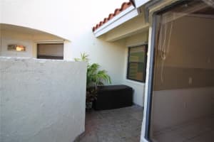 2711 San Remo Cir, Homestead, FL 33035, Sold 12/06/22