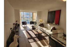 200 Leslie Dr, Hallandale Beach, FL 33009, Sold 01/24/23