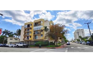 7921 Byron Ave APT 404, Miami Beach, FL 33141, Sold 12/13/22