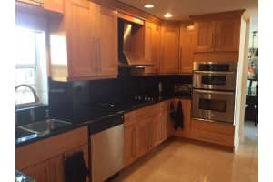 10229 NW 57th St, Doral, FL 33178, Sold 05/05/23