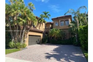 1625 NE 194th St, Miami, FL 33179, Sold 06/02/23