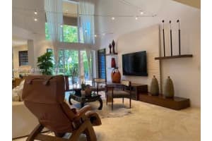 1625 NE 194th St, Miami, FL 33179, Sold 06/02/23