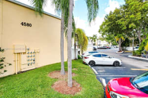 4580 SW 68th Ct Cir, Miami, FL 33155, Sold 12/09/22