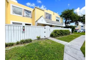 4580 SW 68th Ct Cir, Miami, FL 33155, Sold 12/09/22