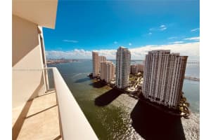 300 S Biscayne Blvd t 3206, Miami, FL 33131, Sold 12/20/22