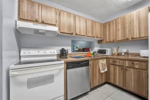 8400 SW 133rd Avenue Rd APT 304, Miami, FL 33183, Sold 12/01/22